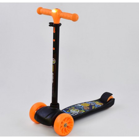 Самокат Best Scooter А - 804 BL трехколесный. Руль с фонариком, колеса из полиуретана с подсветкой. Оранжевый-черный. (А - 804 BL-А)