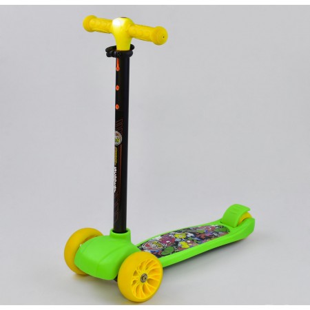 Самокат Best Scooter А - 238 G трехколесный. Руль с фонариком, колеса из полиуретана с подсветкой. Зеленый. (А- 238 G - А)